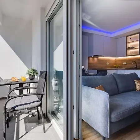 Apartment Eni *