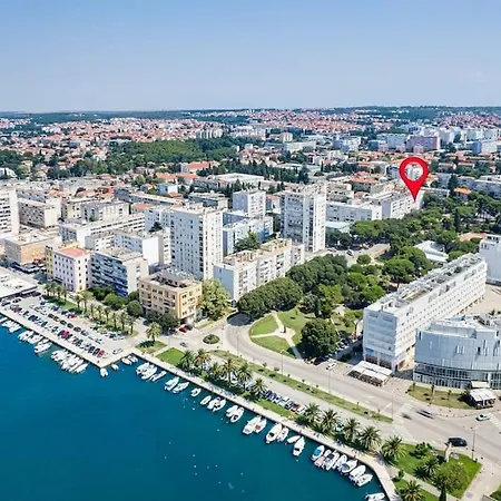Eni Apartment *