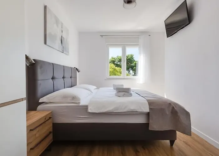 Apartment Eni 1